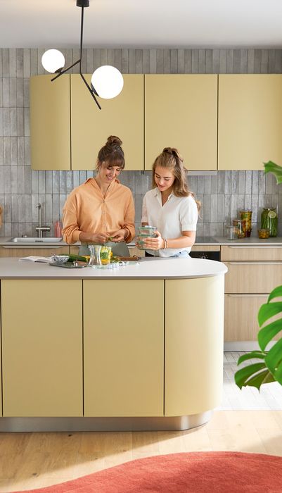 Lio K779 Bie L350 Model 1 2025